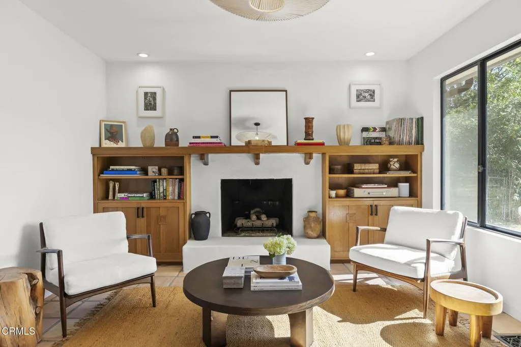 Ojai, California 93023, United States, 3 Bedrooms Bedrooms, ,3 BathroomsBathrooms,Residential,Active,174797