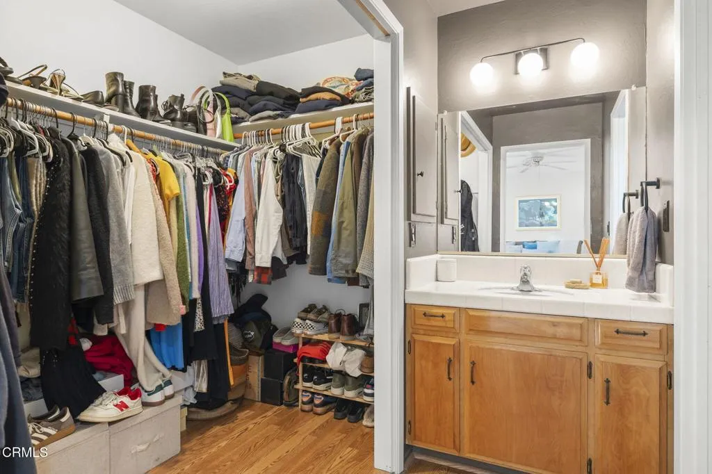 Ojai, California 93023, United States, 3 Bedrooms Bedrooms, ,3 BathroomsBathrooms,Residential,Active,174797