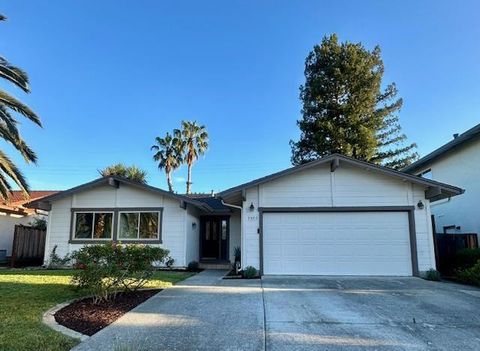 Photo of 7577 Bollinger Road, Cupertino, CA 95014 (MLS # ML82039839)