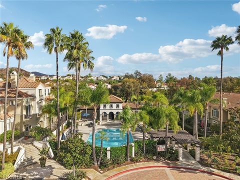 33 Via Pamplona Rancho Santa Margarita CA 92688