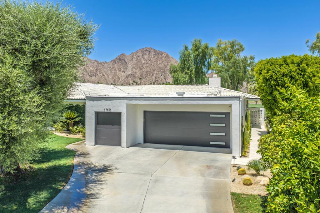 77942 Lago Drive