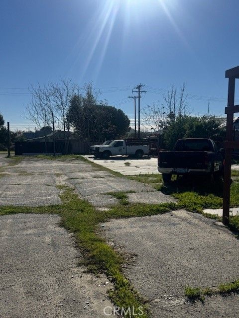 Photo of 165 E O St, Colton, CA 92324 (MLS # DW26011710)