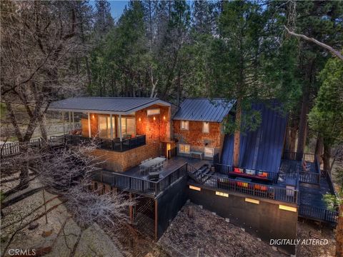 Photo of 32868 Conifer Camp Rd, Arrowbear, CA 92382 (MLS # IG26083056)