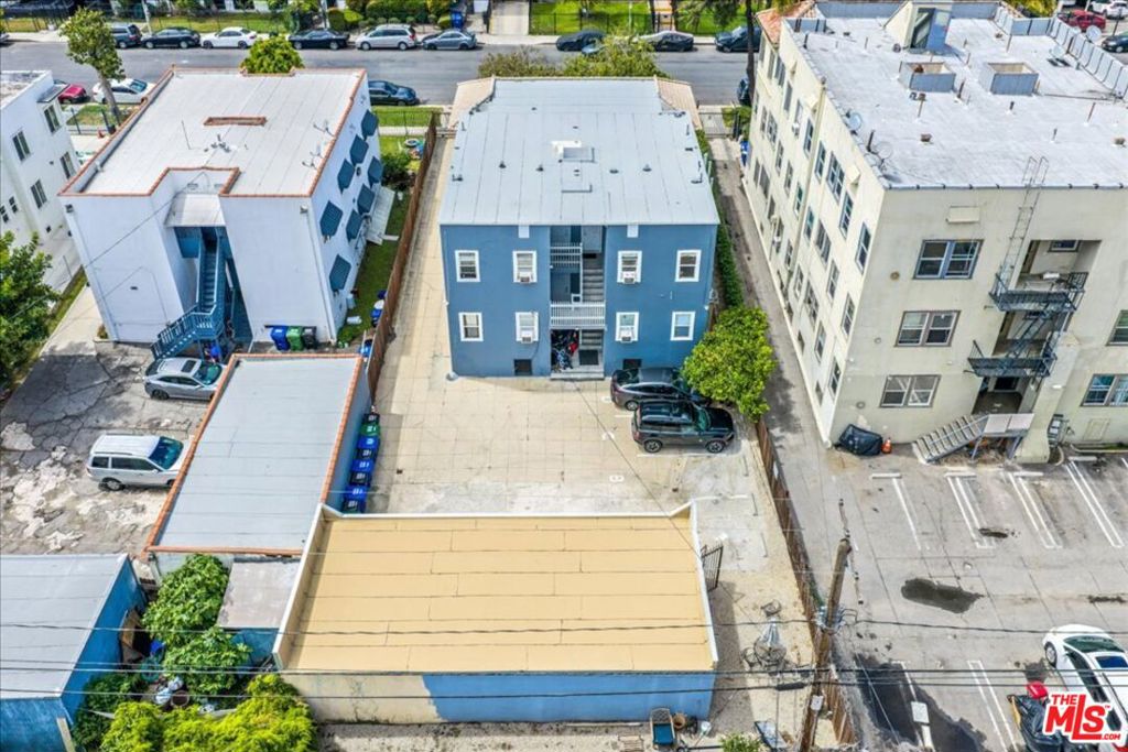 244 S Alexandria Avenue