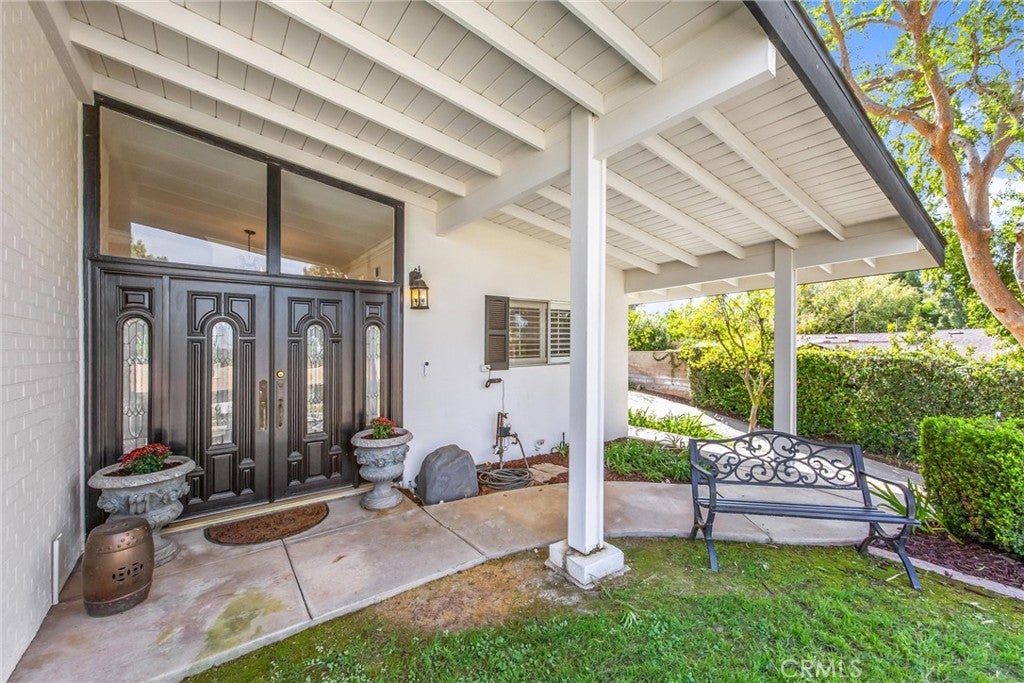 Properties 4 2130 Archdale