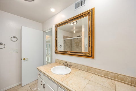 Tiny photo for 2130 Archdale ST, Riverside, CA 92506 (MLS # IV26225709)
