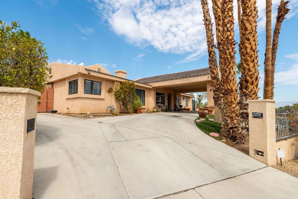Properties 2 38895 Paradise Way