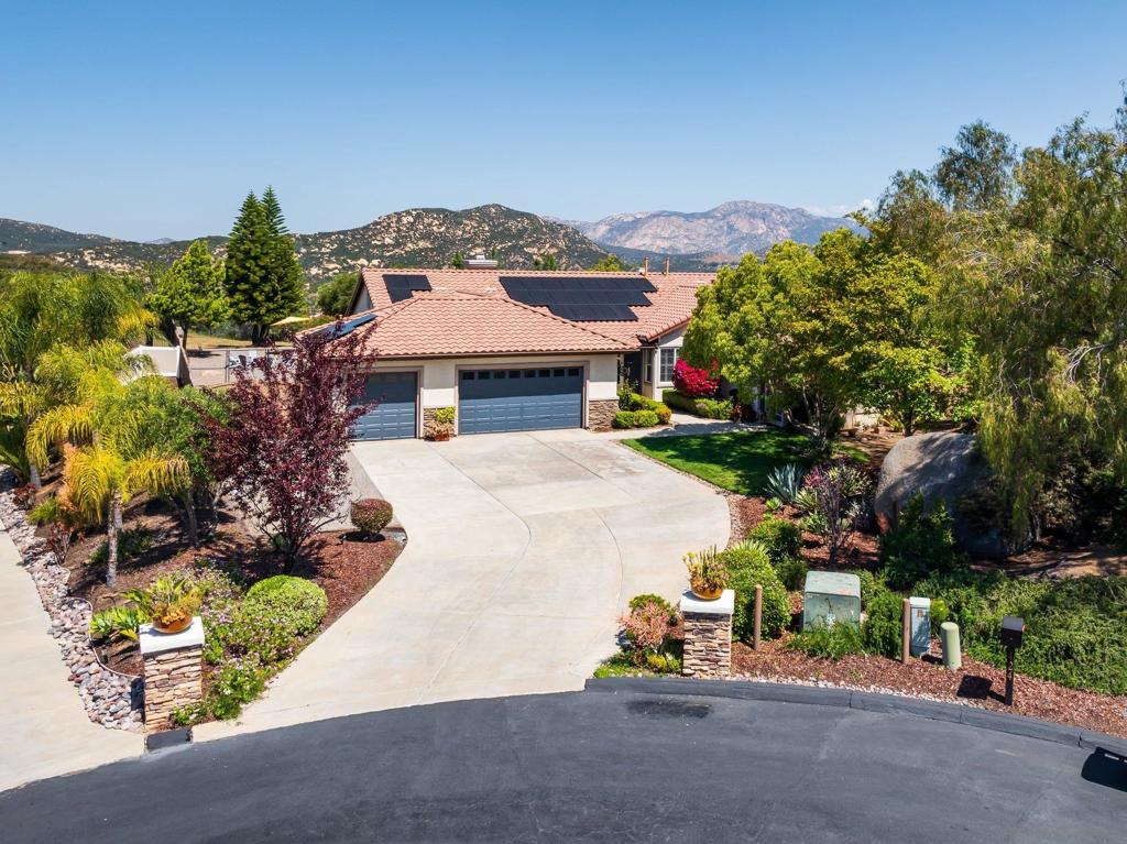 424 Sky Mesa Rd