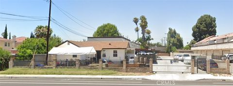 Photo of 3641 Durfee Ave, El Monte, CA 91732 (MLS # CV26051419)