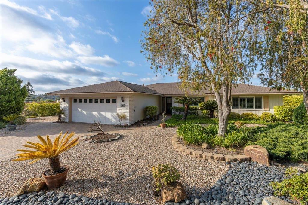 1453 La Plaza Drive