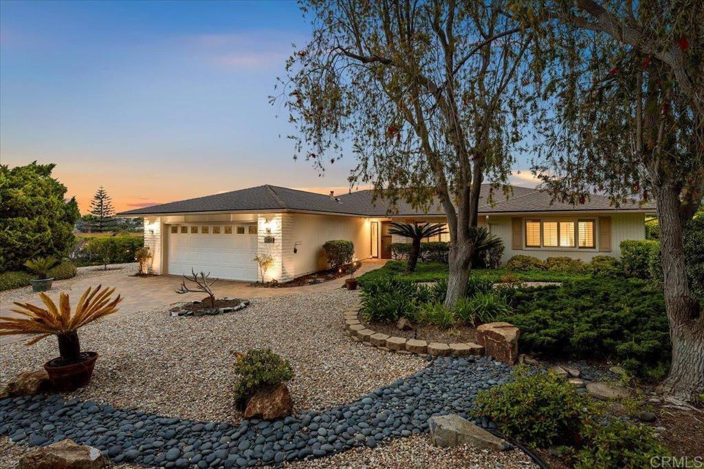 1453 La Plaza Drive