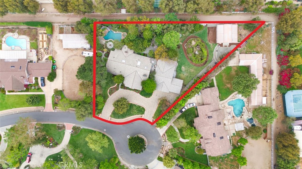 752 N Creekview Drive