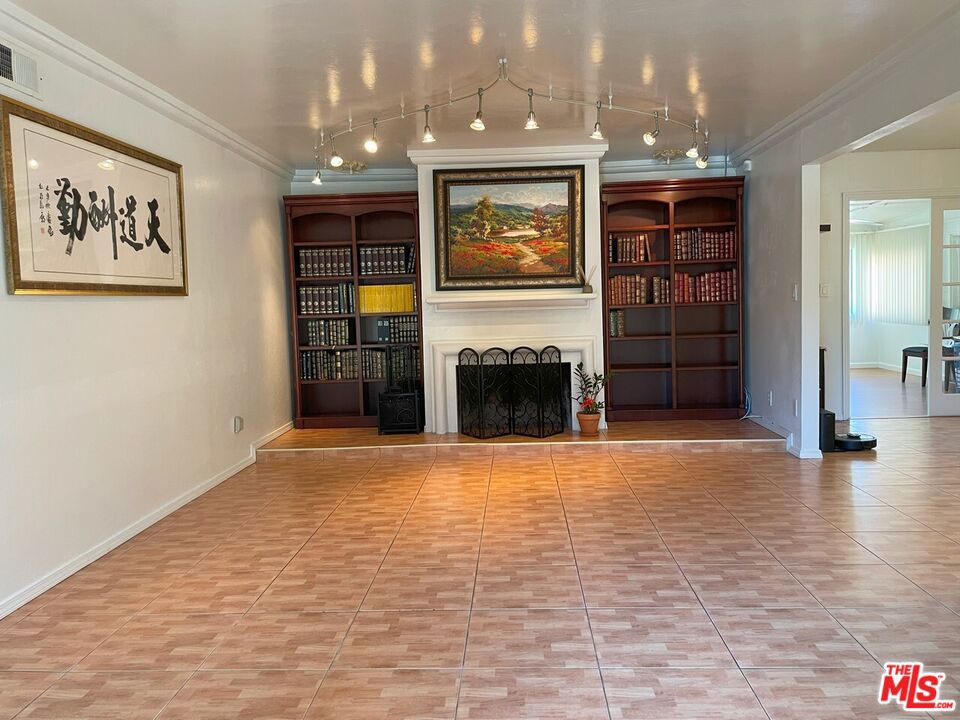 2362 Cuatro Drive