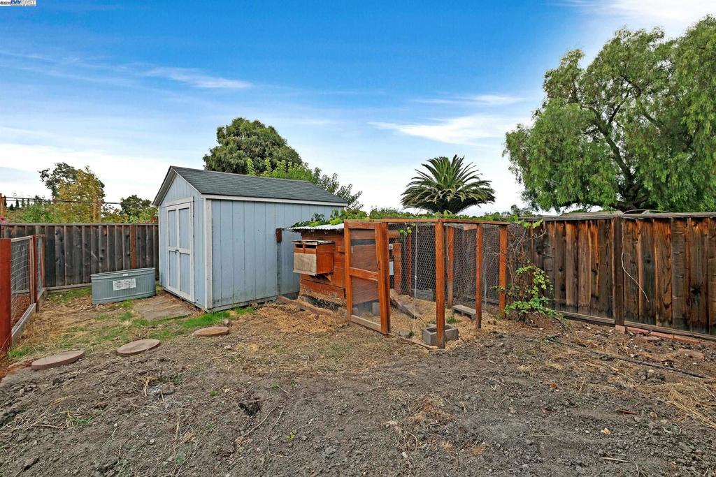 SPRINGTOWN - Residential