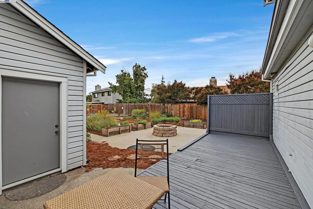SPRINGTOWN - Residential