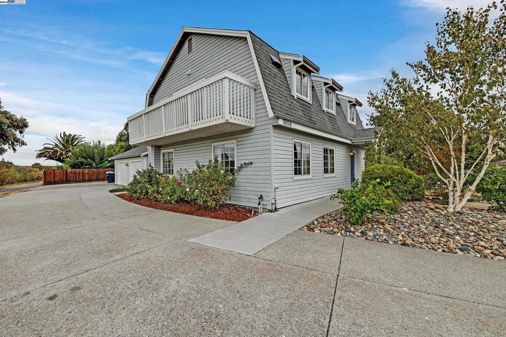 SPRINGTOWN - Residential