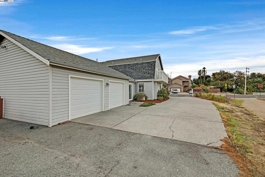 SPRINGTOWN - Residential