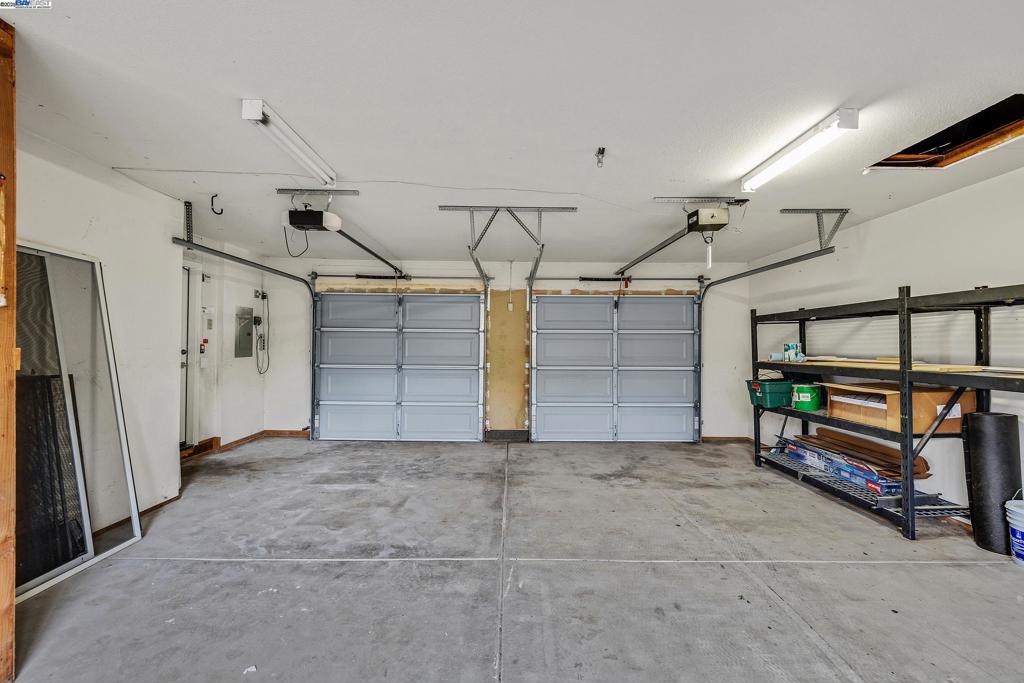 SPRINGTOWN - Residential