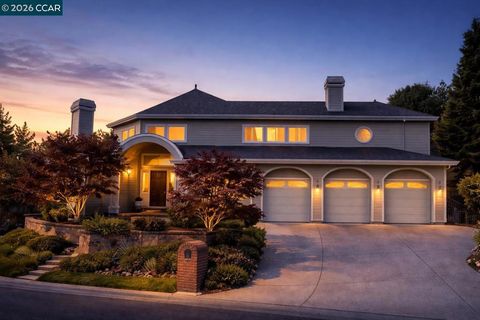 Photo of 34 Sugarloaf Ter Ter, Alamo, CA 94507 (MLS # 41126621)