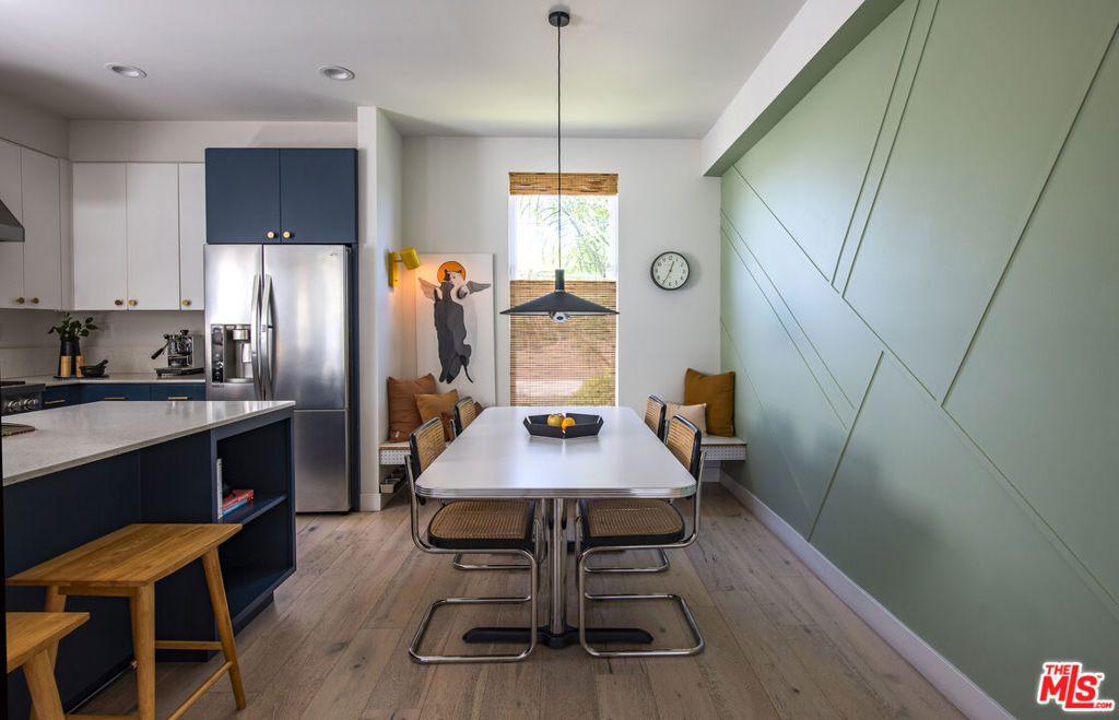 Photo of 2927 S Cloverdale Avenue, Los Angeles, CA 90016 (MLS # 25590649)