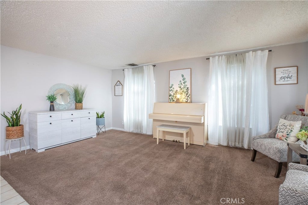 14905 Simonds Street, San Fernando CA 91345
