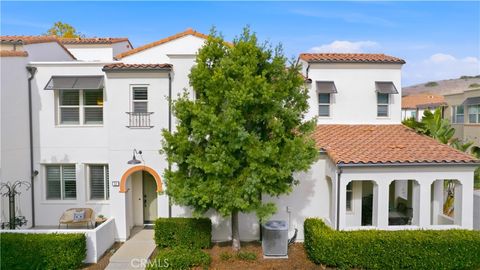 33 Hoya Street Rancho Mission Viejo CA 92694