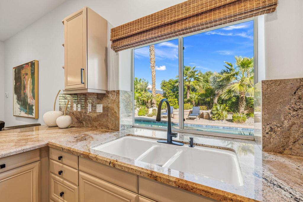 Lantana - Residential