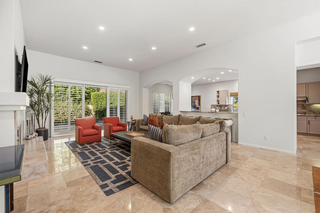 Lantana - Residential