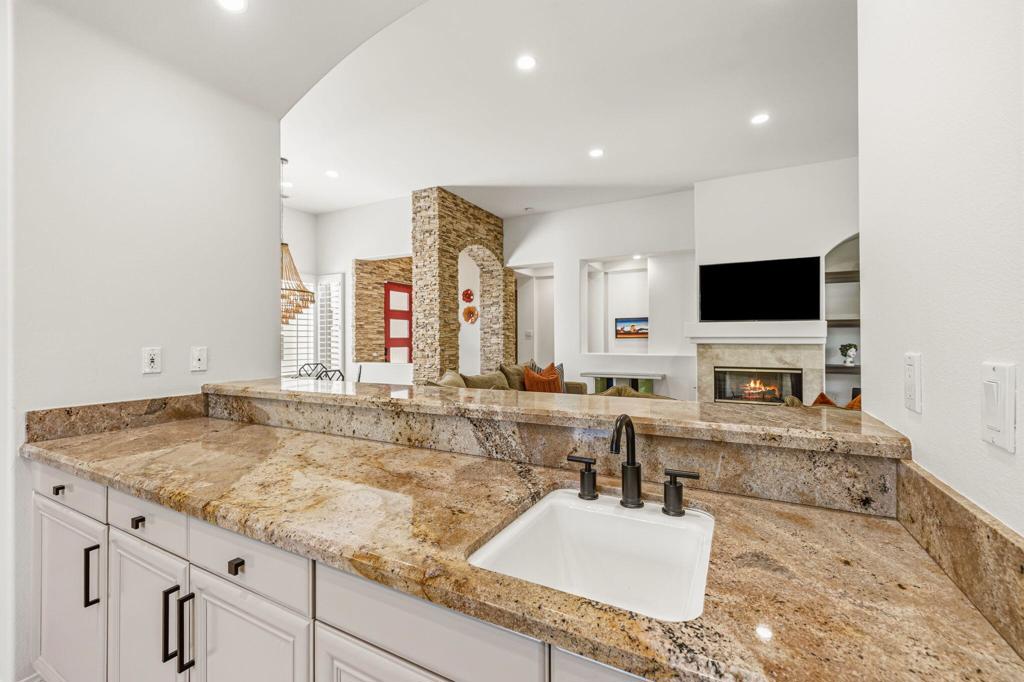 Lantana - Residential