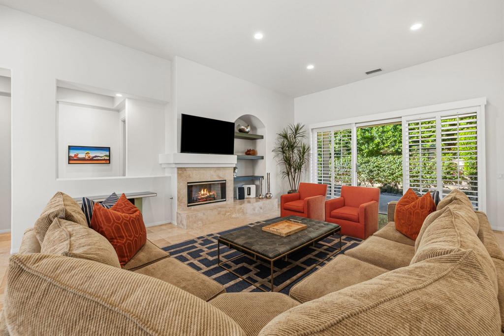 Lantana - Residential