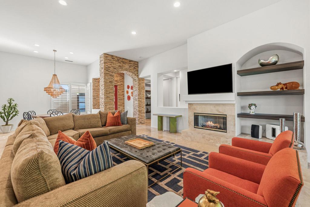 Lantana - Residential