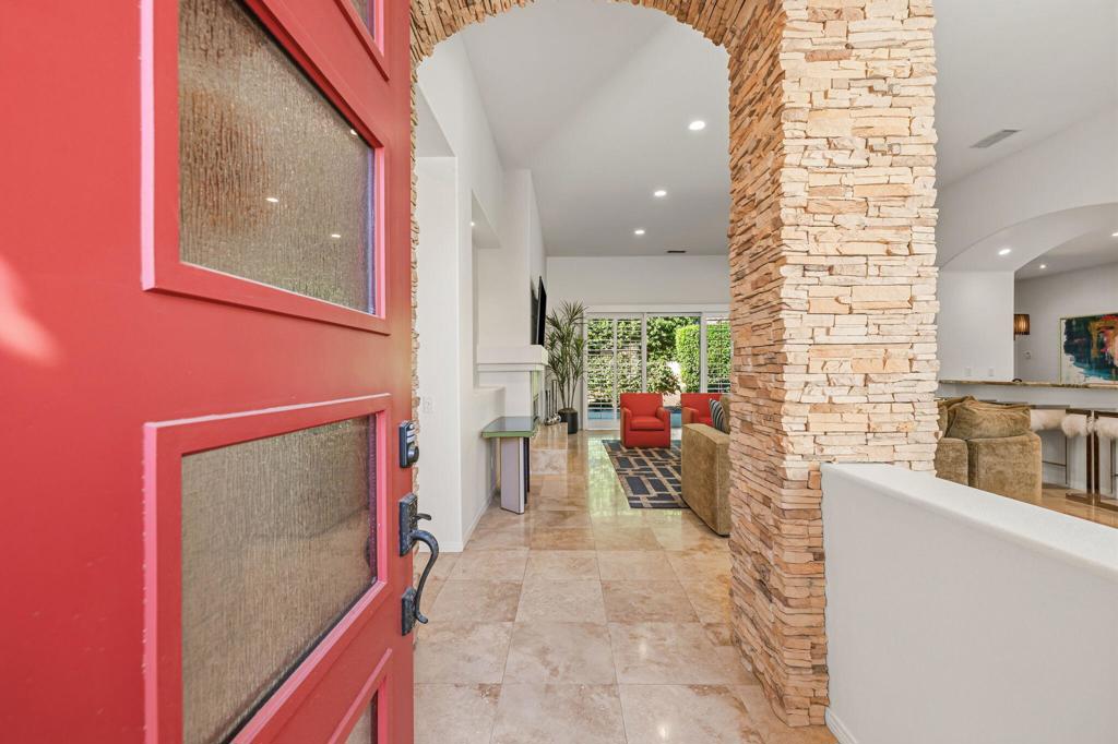 Lantana - Residential