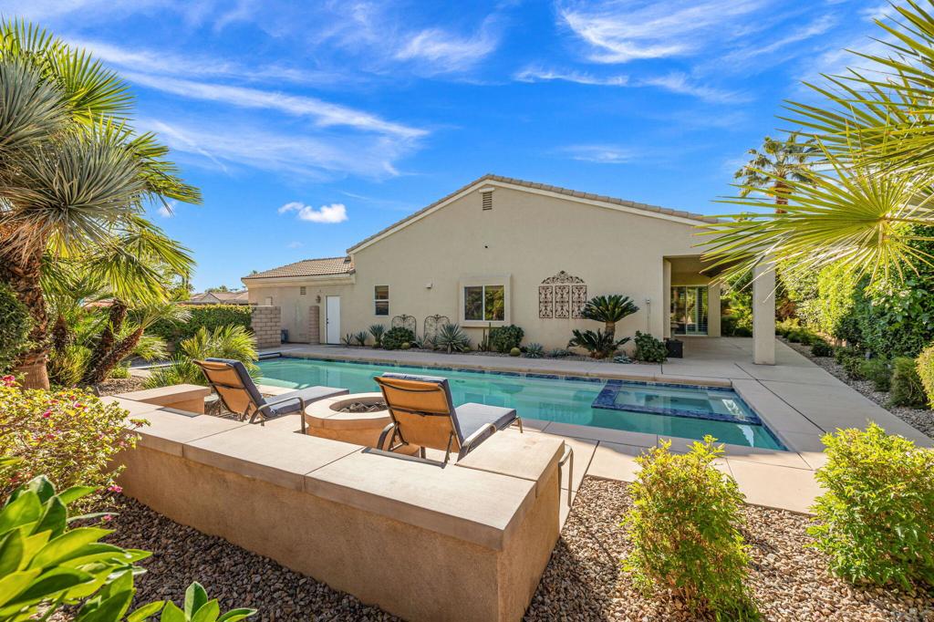 Lantana - Residential