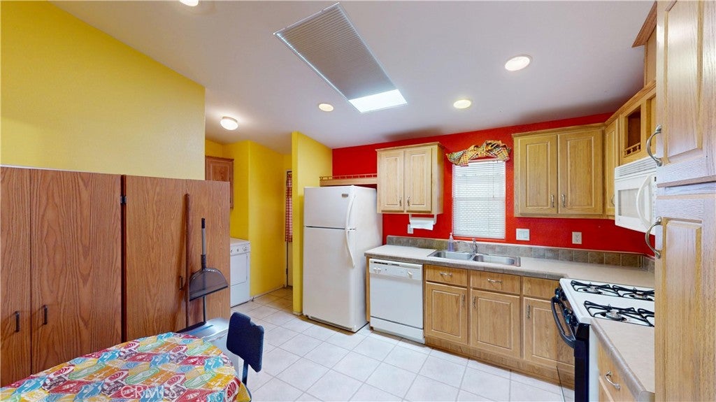 1540 E Trenton Avenue 125A