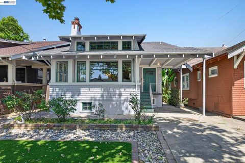 Photo of 3103 Central Ave, Alameda, CA 94501 (MLS # 41132521)
