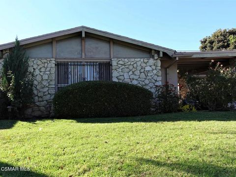 Photo of 10513 Odessa Avenue, Granada Hills, CA 91344 (MLS # 226001361)