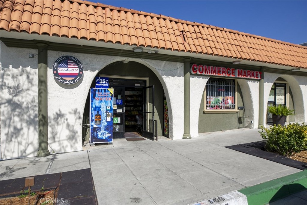 Properties 1 10051 Commerce Avenue