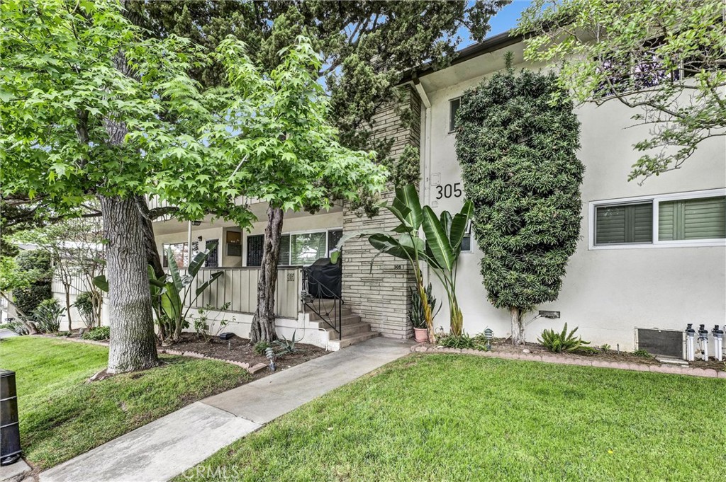 305 Raymondale Drive L