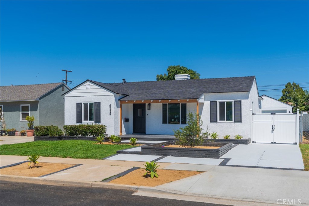 4224 Falcon Avenue
