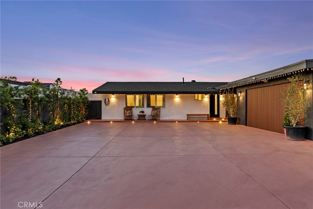 Your Turn-Key Airbnb Investment Awaits!
Seize an unparalleled opportunity to own a fully upgraded 5-bedroom, 3-bathroom home that's an Airbnb cash cow! Located in the desirable unincorporated Anaheim area, this property is designed for both elegant living and exceptional income.
Every inch of this residence has been thoughtfully enhanced. Experience a seamless open floor plan flow, perfect for modern living and entertaining. Enjoy the warmth of a beautiful fireplace and the fresh feel of a fully upgraded interior. Outside, the fully upgraded exterior and new shingle roof promise durability and curb appeal.
Comfort is guaranteed with a new central air system and the added convenience of a new EV charging station.
The statistics speak for themselves: this home boasts a full book of Airbnb reservations year-round, consistently generating over $12,000 per month! This is your chance to step into a profitable venture from day one.
Combining prime location, extensive upgrades, and verified income, this property is a rare find. It's not just a home; it's a smart investment ready to perform.