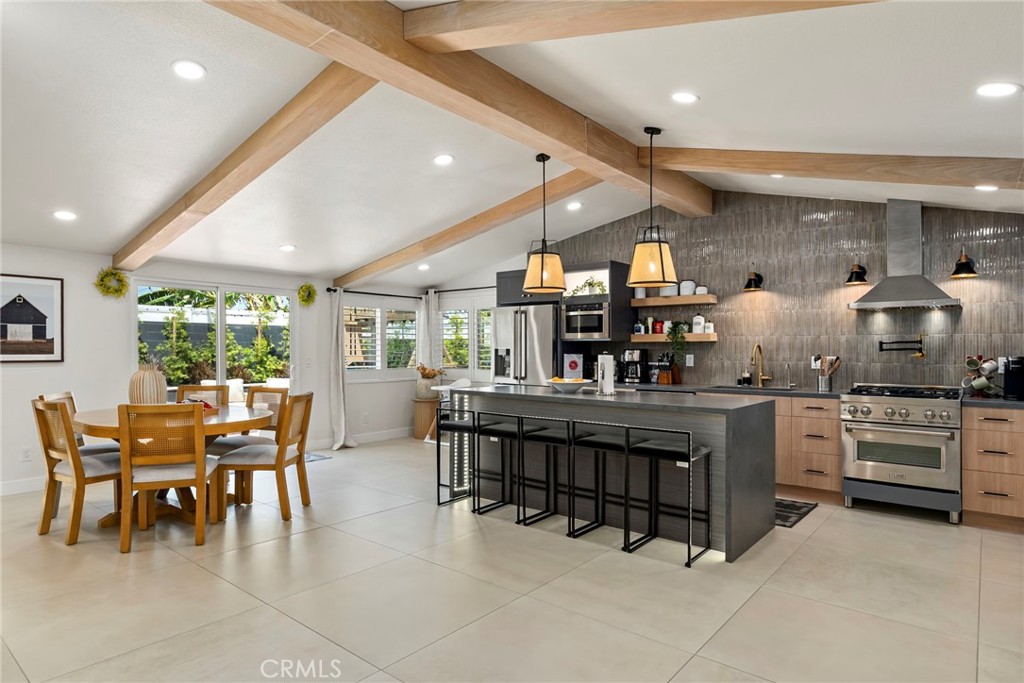 9841 Lullaby Lane