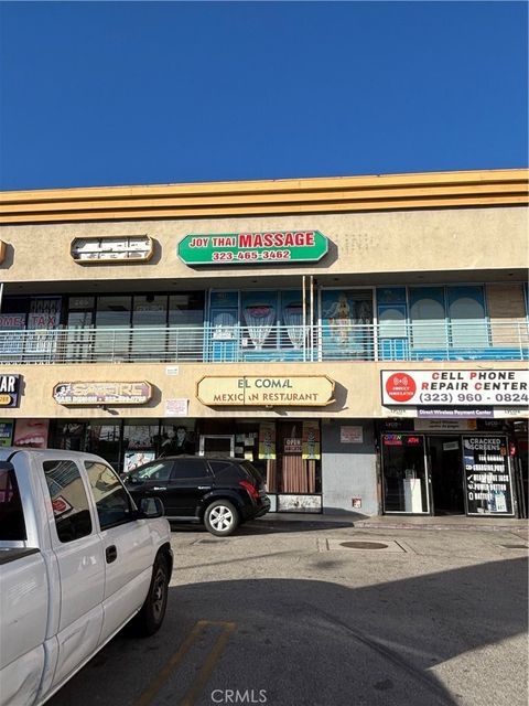 Photo of 5465 Santa Monica, Los Angeles, CA 90029 (MLS # SB25264822)