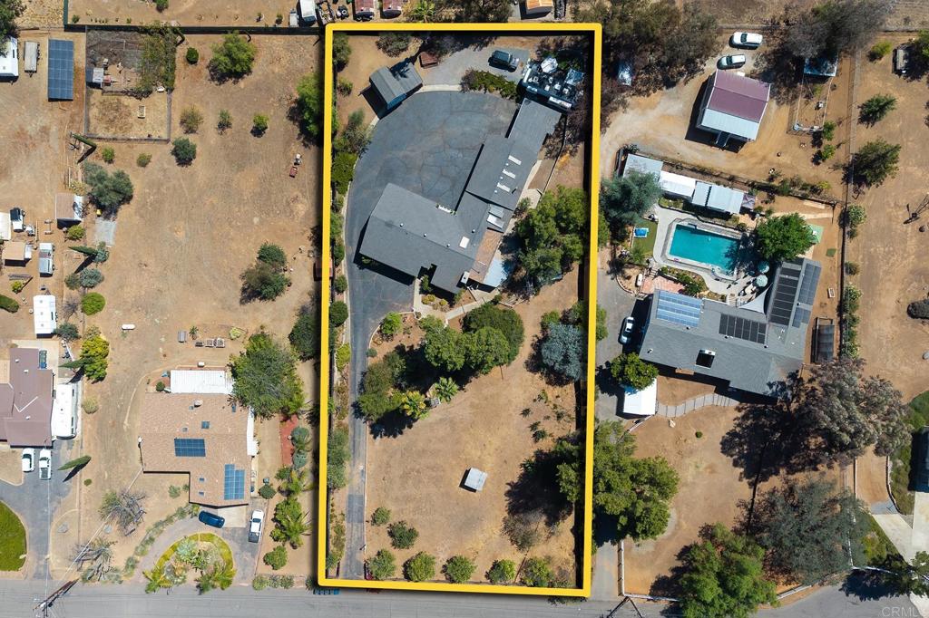2425 DENOVA DR