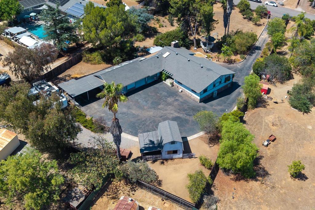 2425 DENOVA DR