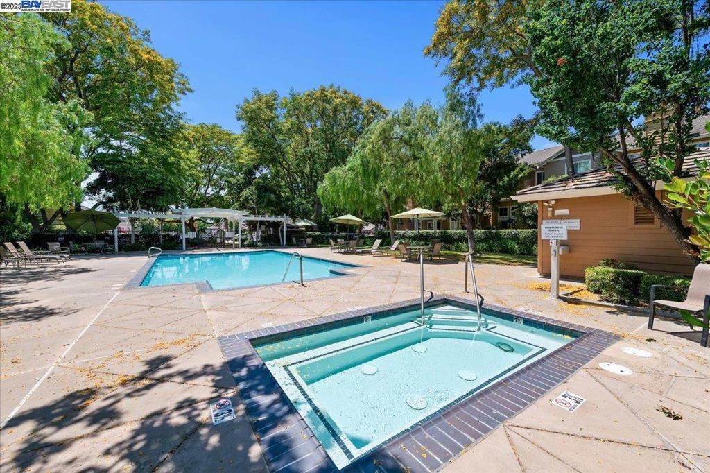 BROOKSIDE - Residential