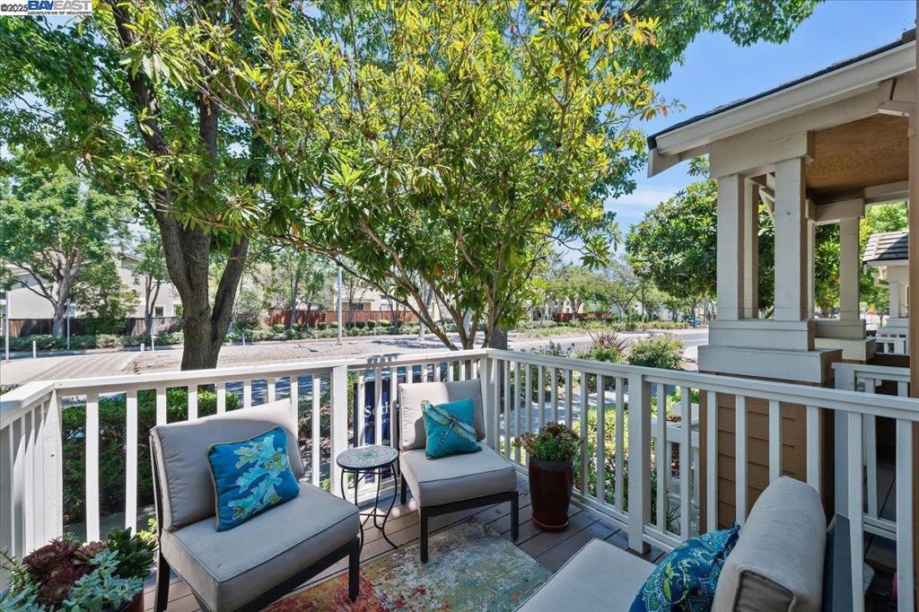 BROOKSIDE - Residential