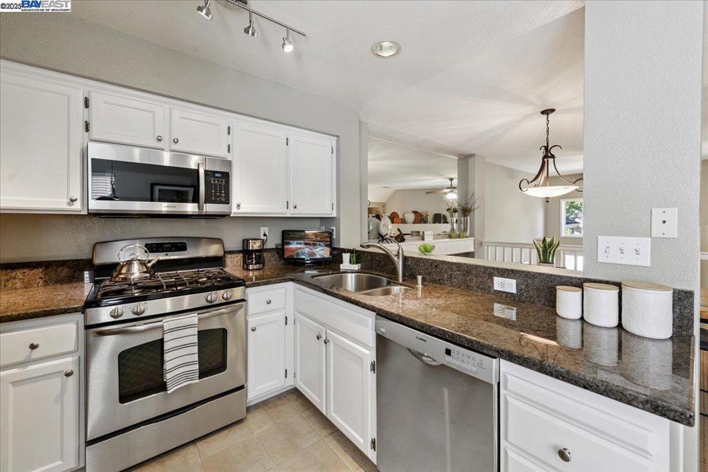 BROOKSIDE - Residential