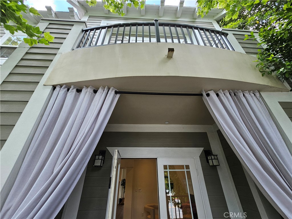 5101 Whitsett Avenue 105