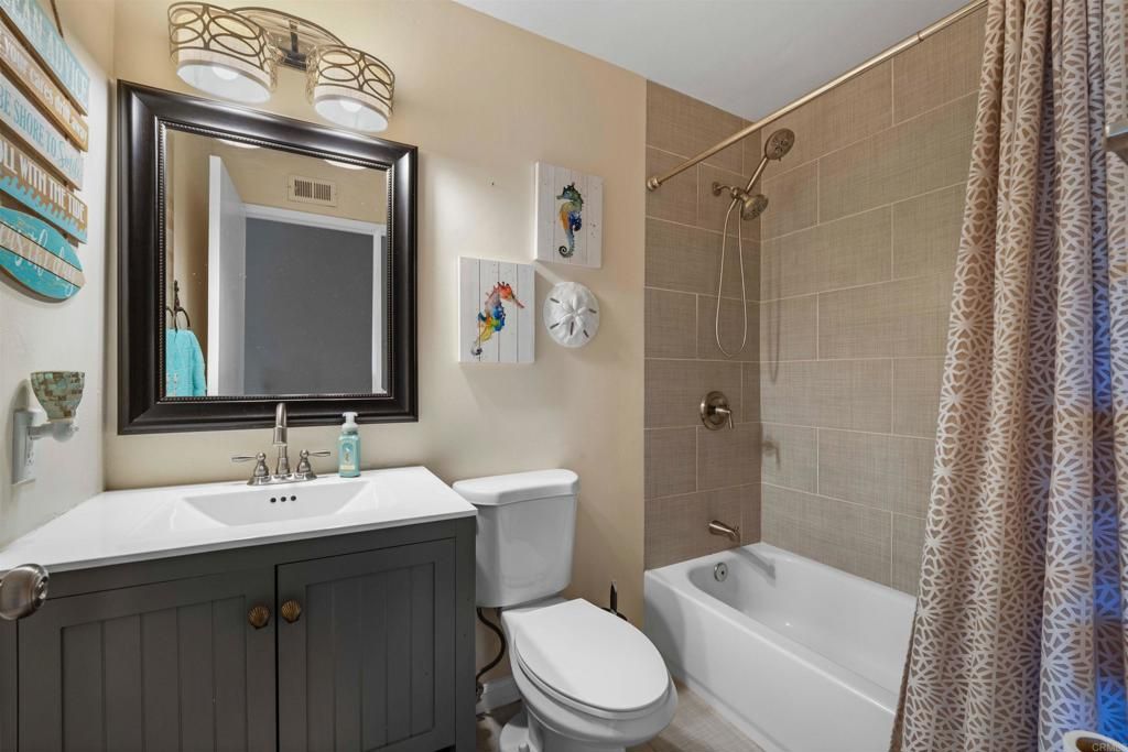 listing image 130727446429987212914