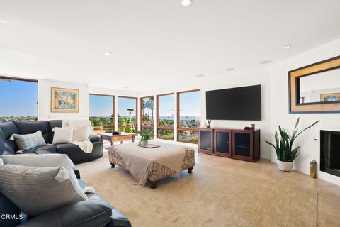 Tiny photo for 268 N Linda Vista Avenue, Ventura, CA 93001 (MLS # V1-34274)